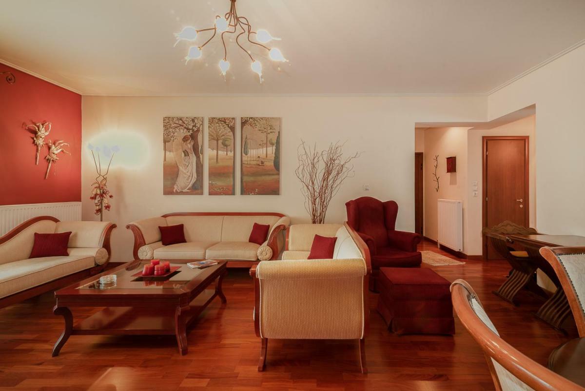 Apartmán Penthouse 5 Min From Airport And Sea Markópoulon Exteriér fotografie