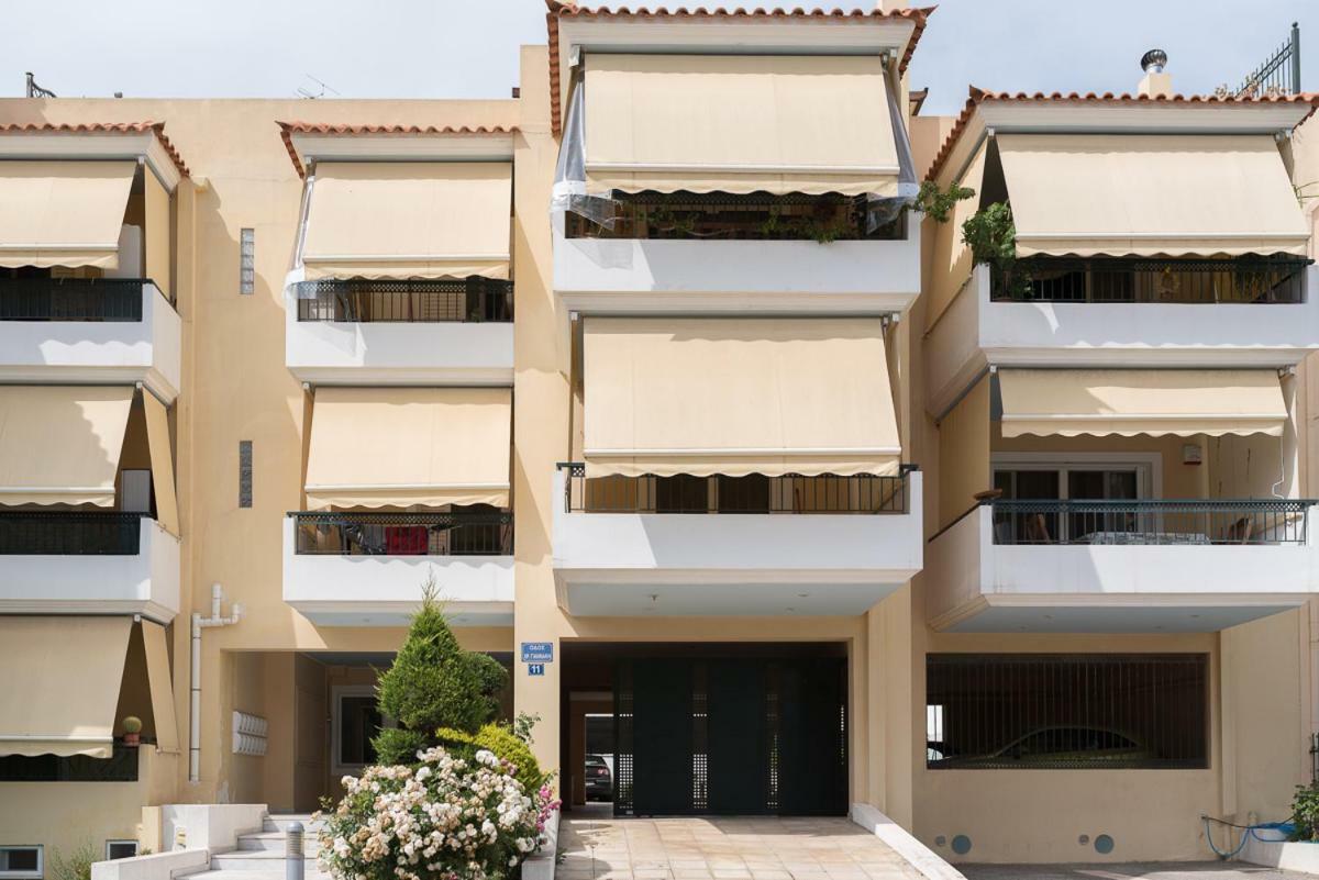 Apartmán Penthouse 5 Min From Airport And Sea Markópoulon Exteriér fotografie